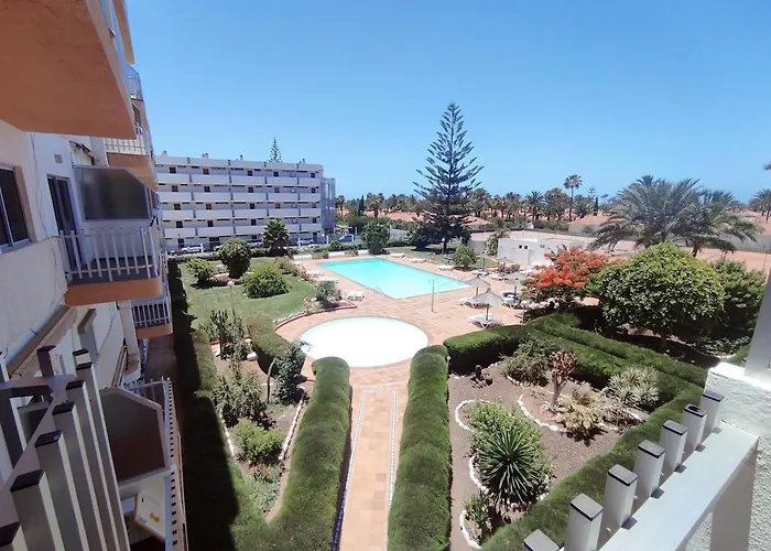 Lapo Yumbo Center * Playa del Ingles (Gran Canaria)