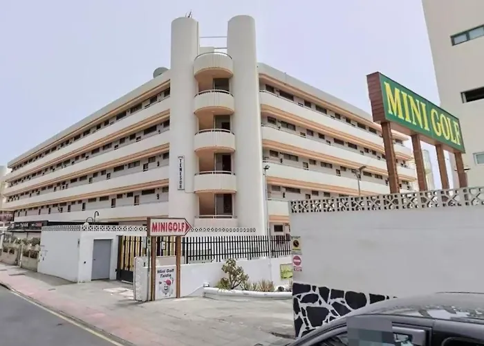 Lapo Yumbo Center * Playa del Inglés