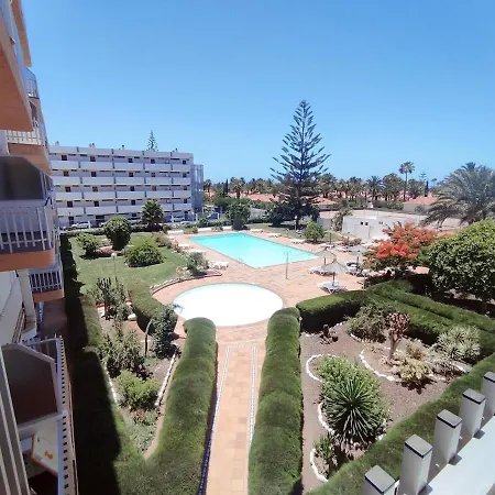 Lapo Yumbo Center * Playa del Ingles (Gran Canaria)